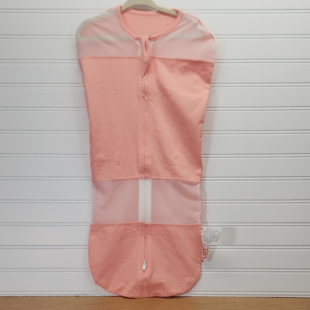 Lee And Town Peach Baby Swaddle with Double Zipper